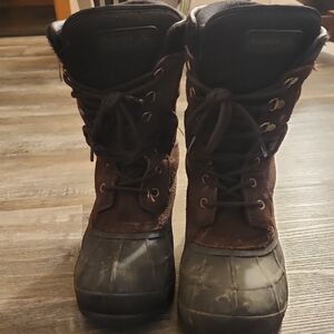 Kamik Dark Brown and Black Snow Boots